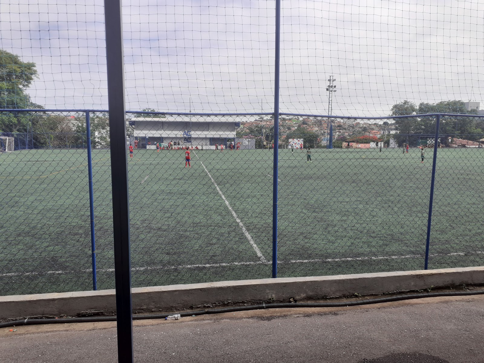 Campo de futebol da Arena Comercial